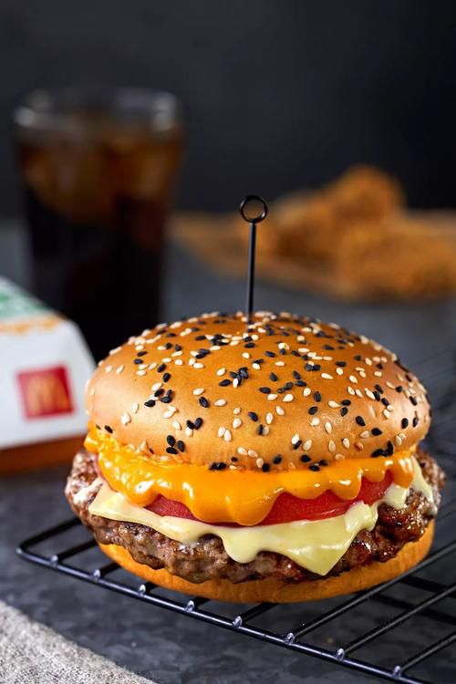 加拿大麥當(dāng)勞加盟需要多少，加拿大麥當(dāng)勞加盟需要多少錢一個(gè)月