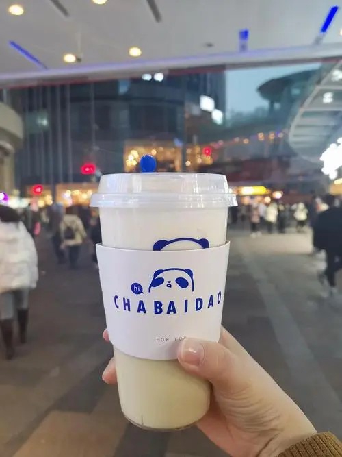 茶百道奶茶加盟政策，茶百道奶茶全國(guó)加盟熱線電話