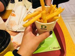 德克士加盟店的店長，德克士加盟電話號碼多少