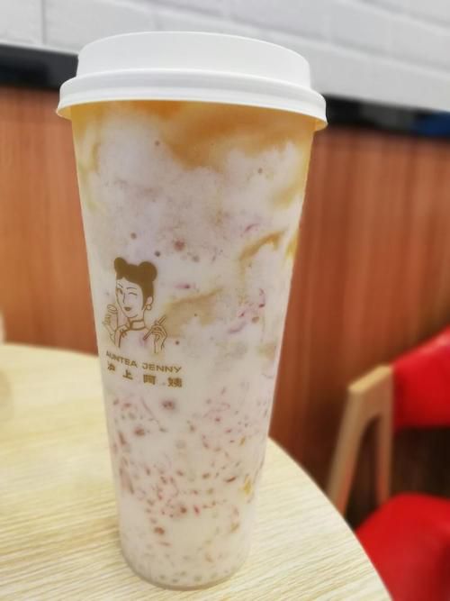 滬上阿姨奶茶怎么加盟，怎么加盟滬上阿姨?滬上阿姨加盟費(fèi)大概多少錢(qián)?