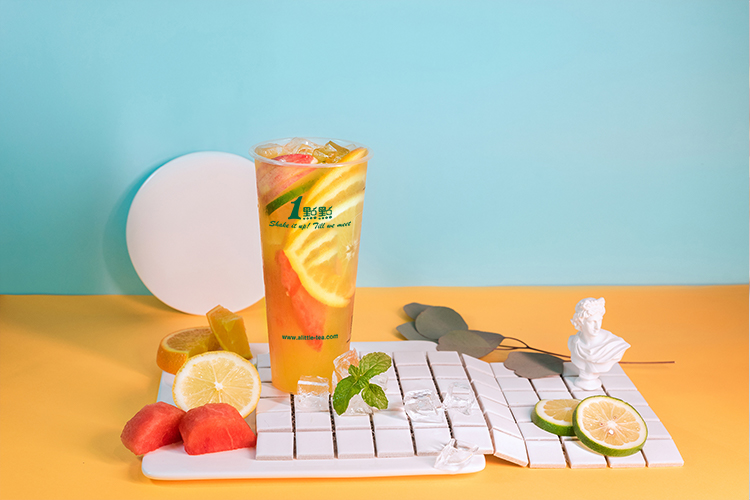 加盟什么一點(diǎn)點(diǎn)店，茶顏悅色奶茶店加盟費(fèi)多少