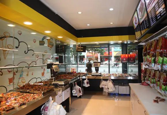 周黑鴨加盟店
