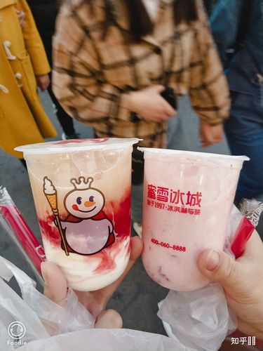 蜜雪冰城奶茶店加盟需要多少，蜜雪冰城奶茶品牌加盟費(fèi)