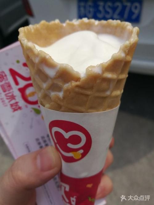 加盟蜜雪冰城要多少錢總共費(fèi)用，蜜雪冰城加盟條件