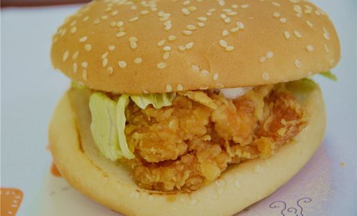 加盟個(gè)華萊士多少錢(qián)，怎么加盟華萊士加盟費(fèi)多少