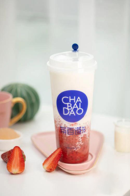 茶百道奶茶店加盟費(fèi)用大概多少，奶茶品牌加盟哪個(gè)品牌費(fèi)用低