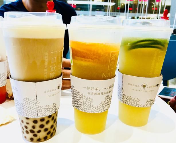 奈雪的茶加盟一下要多少錢，奈雪的茶加盟費(fèi)用大約多少錢啊