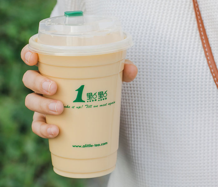 一點點奶茶加盟費大概多少，一點點加盟的條件是什么