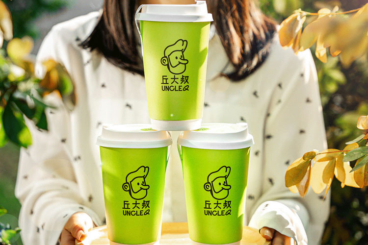 丘大叔檸檬茶加盟條件和費(fèi)用，丘大叔檸檬茶加盟嚴(yán)格嗎