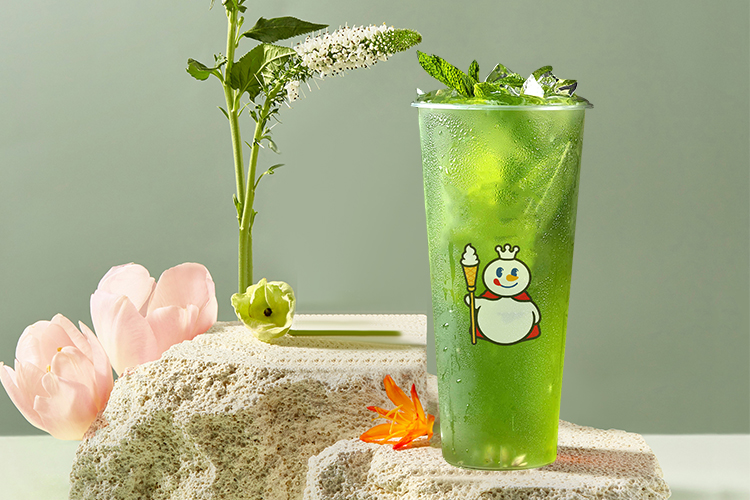 蜜雪冰城加盟條件和費(fèi)用是多少,蜜雪冰城加盟新手可以加盟嗎