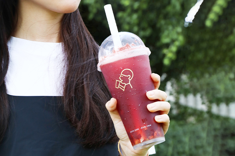 喜茶加盟費(fèi)一共需要多少錢，開一家喜茶店加盟條件是什么